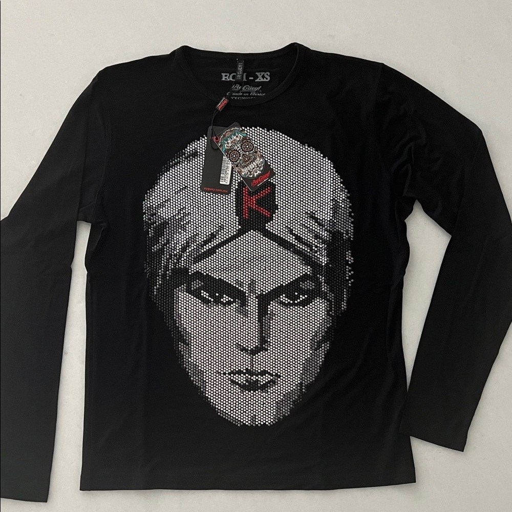 Black Long-Sleeve Men’s Graphic Tee with Statement Face Print
